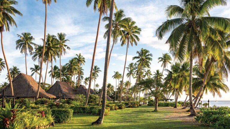 1-Fiji-Accommodation-Bures-Villa