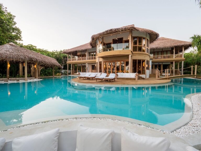 Villa 37 private pool and garden at Soneva Fushi Maldives