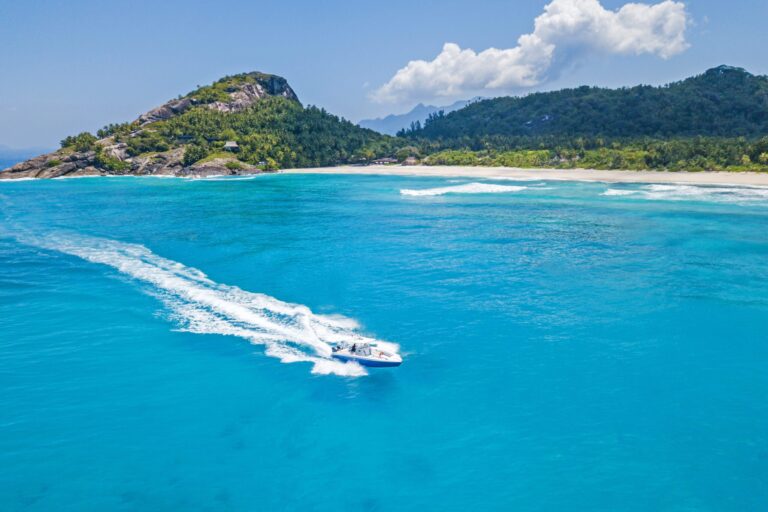 Sailing excursion on the turquoise lagoon off North Island, Seychelles