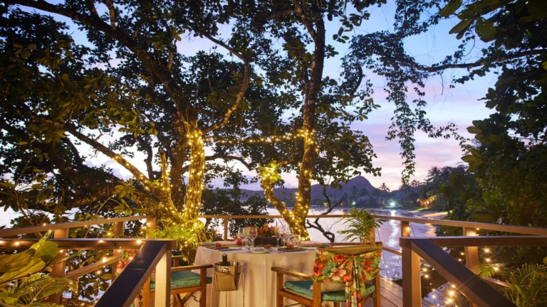 Restaurant dining at Nanuku Resort in tropical open-air pavilion