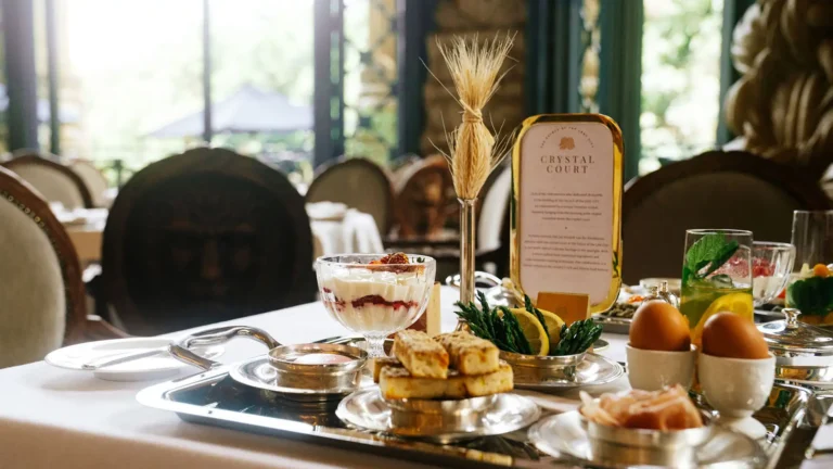 Elegant breakfast tablescape at Crystal Court restaurant