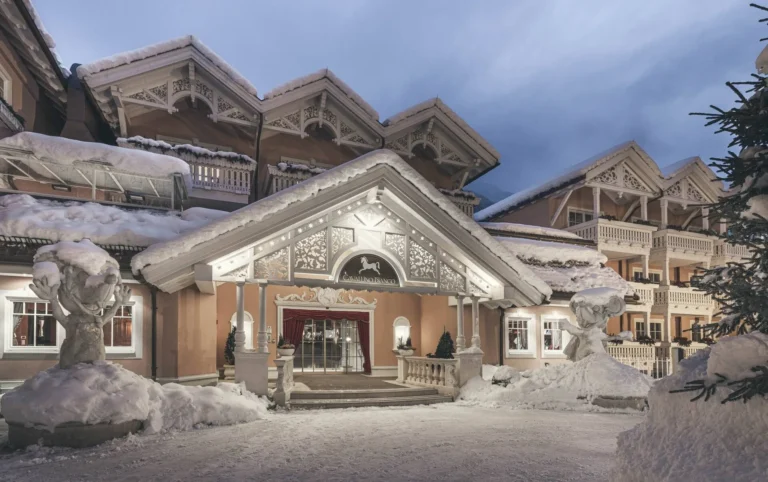 Cavallino Bianco Family Spa Grand Hotel exterior, Ortisei