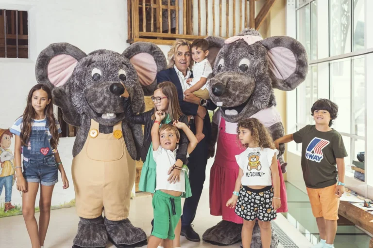 Children's activity at Lino Land, Cavallino Bianco