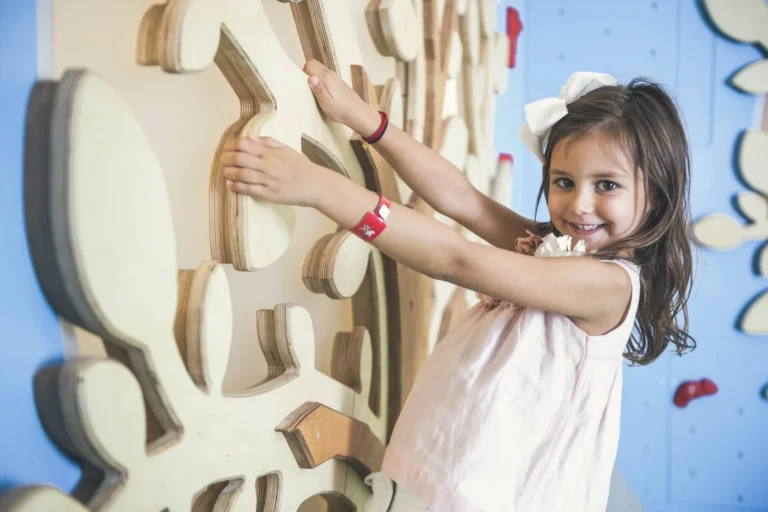 Children's activity at Lino Land, Cavallino Bianco