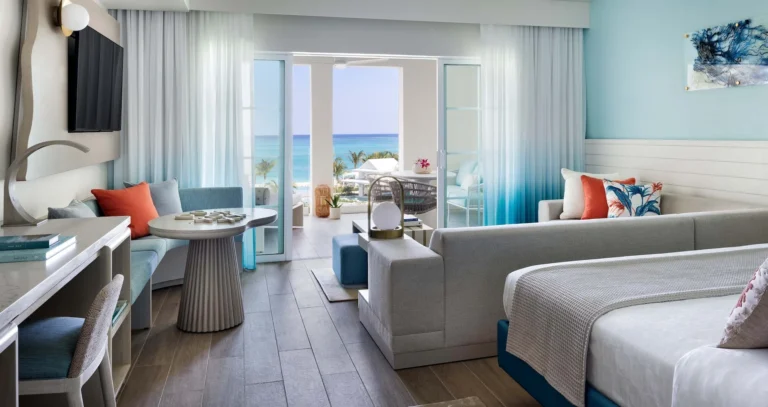 Treasure Beach Oceanview 2-Bedroom Family Butler Suite